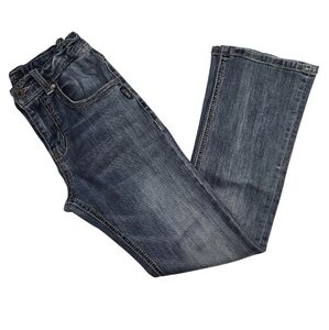 EUC Stylish Silver Zane Size 10